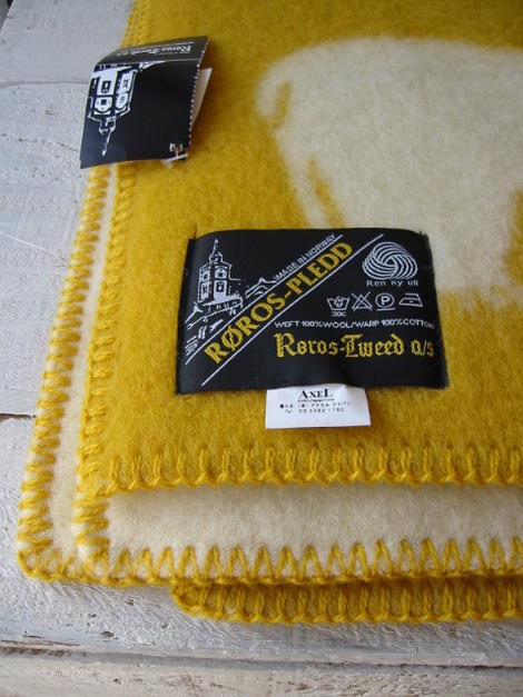 大判　Røros-Tweed クマ模様ブランケット 大判Røros-Tweed クマ模様ブランケット