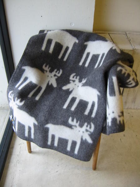 Roros Tweed ロロスツイード ブランケット 150×200 ROROS TWEED / ロロス ツイード ブランケットMIKKEL DARK ミッケル