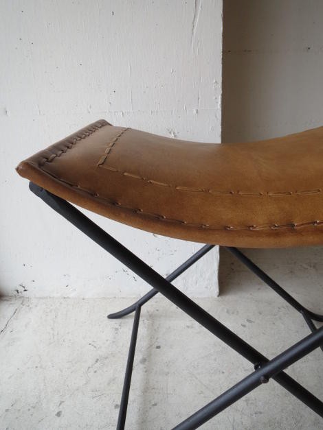 LEATHER FOLDING STOOLレザー フォールディング スツール・ステッチ