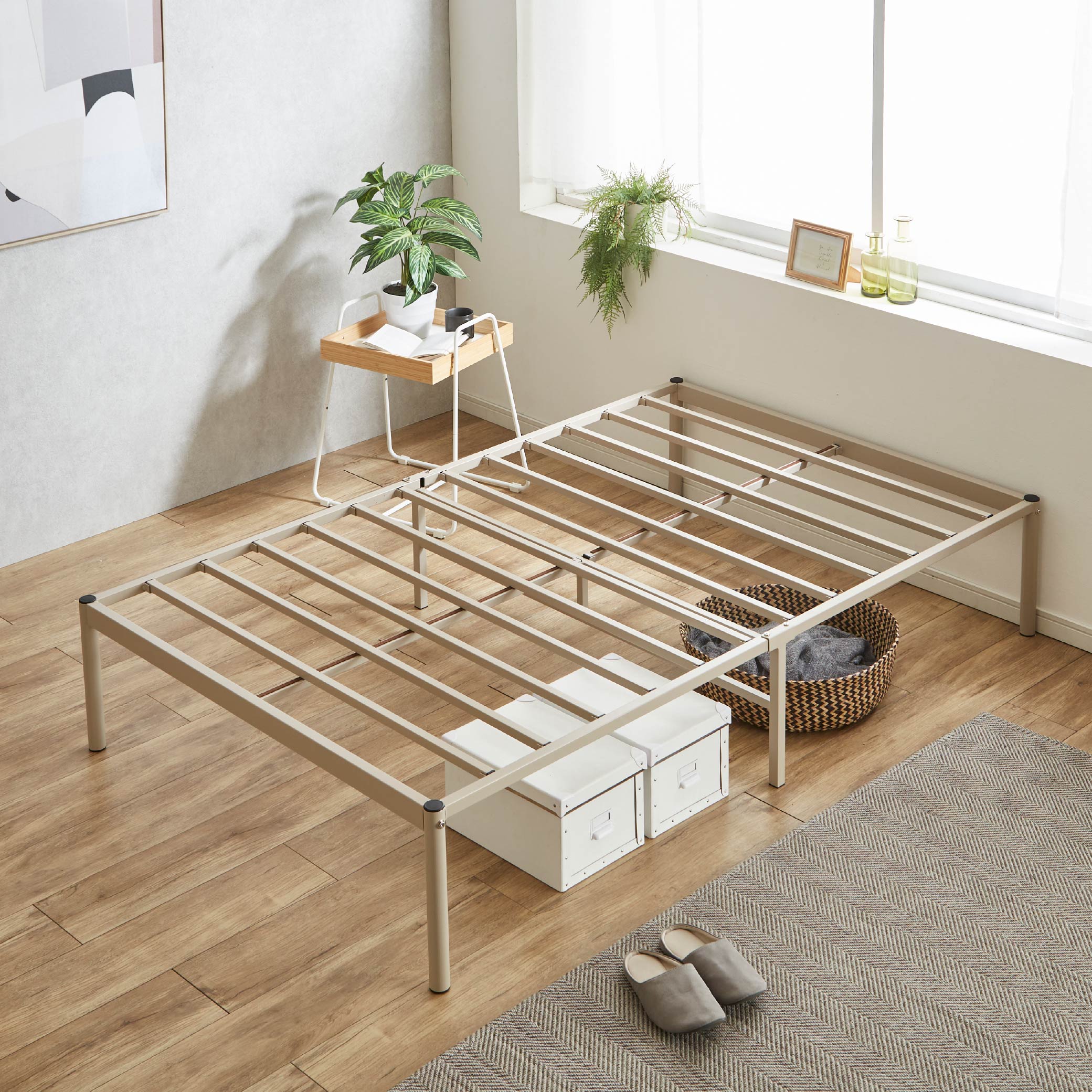 【レア】アイアン製ベッドフレーム セミダブル ネルコンシェルジュ REGLS2 レグルス2 セミダブル フレームのみ