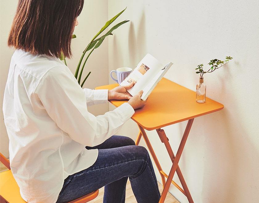 折りたたみテーブル 軽量 高さ70cm 耐荷重15kg スチール 全4色