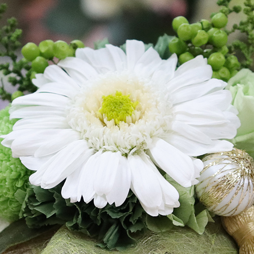 プリザーブドフラワー 和風 和 ガーベラ 退職祝い ギフト アレンジ プレゼント 贈り物 お供え お悔やみ 供花 お彼岸 送料無料 クリスマス | プリザーブドフラワーIPFA | 02