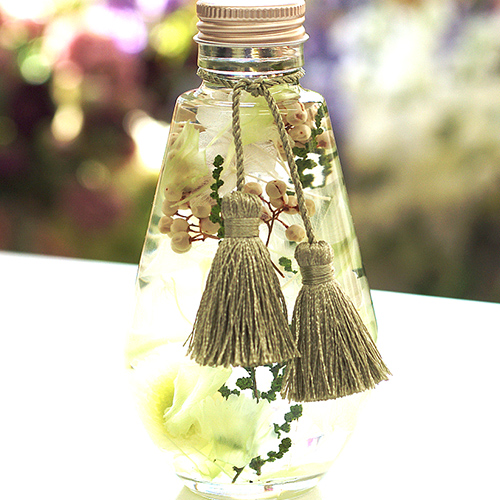 ハーバリウム 法事 お悔やみ 四十九日 供花 御供 お盆 お彼岸 ハーバリウム お供え ハーバリウム お供え アレンジ | プリザーブドフラワーIPFA | 02