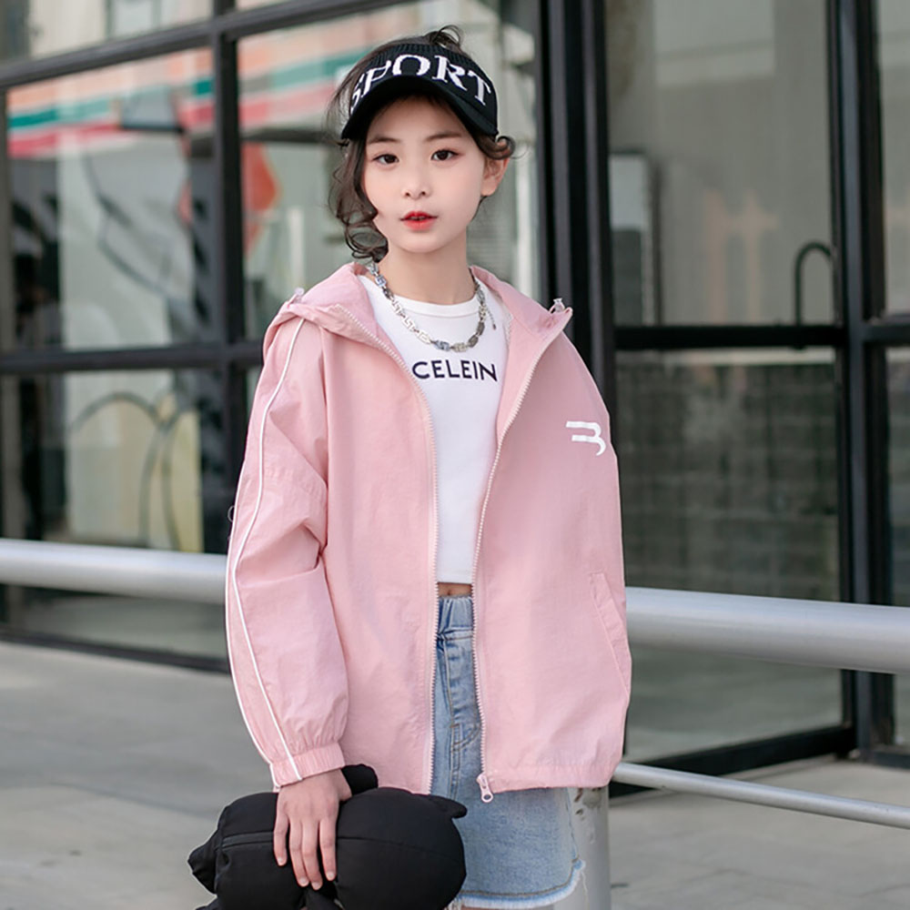 ラッシュガード キッズ 男の子 女の子 ベビー マウンテンパーカー ジャケット フード付き UVカット 体型カバー 紫外線対策 日焼け予防 薄手 透ける 冷房対策 オーバーサイズ 長袖 トップス 子供服 女性 大きいサイズ 春 秋 夏 羽織 通学 小学生 幼稚園 80 90 100 110 120 130