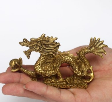 風水 五本爪 龍 置物 2024年 干支 甲辰 辰 銅製 4寸単龍 龍の置物 風水 開運 金 風水グッズ 玄関 五本爪 金龍 開運祈願 金運祈願 機運上昇 |  | 01
