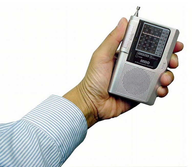 ラジオ小型短波携帯9バンドラジオシルバーアンドーインターナショナル