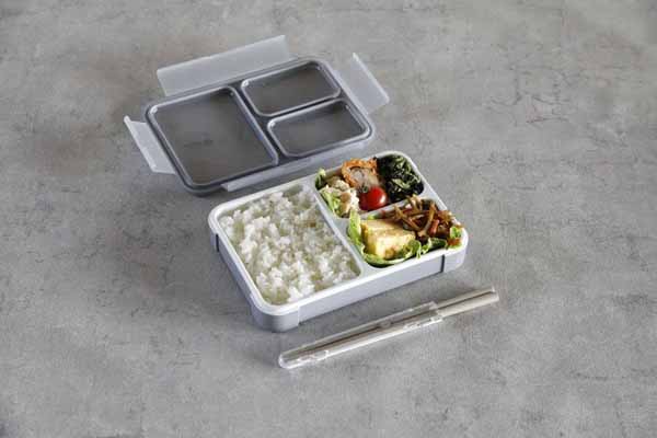 コンパクト弁当箱おしゃれワンプレート設計かばんに入れやすいシービージャパンCBJ抗菌仕様縦置きFOODMAN薄型ランチボックス汁漏れ防止薄型弁当箱抗菌フードマン600 