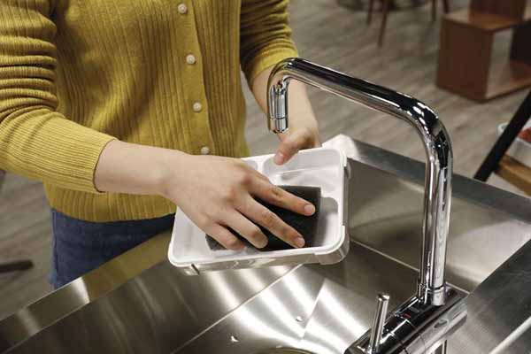 コンパクト弁当箱おしゃれワンプレート設計かばんに入れやすいシービージャパンCBJ抗菌仕様縦置きFOODMAN薄型ランチボックス汁漏れ防止薄型弁当箱抗菌フードマン600 