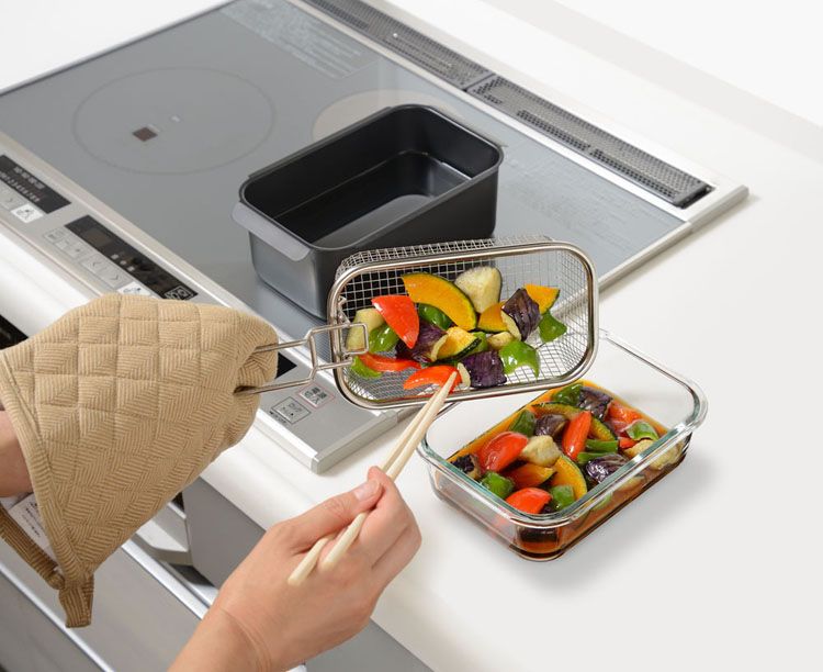 揚げ物天ぷらオイル料理油回り冷凍食品すっきり収納コンパクトお手入れ油料理揚げ物四角鍋セット【セット品】ポコフリットIH対応角型揚げ鍋（アミ付）＆ポコフリット角型揚げざる 