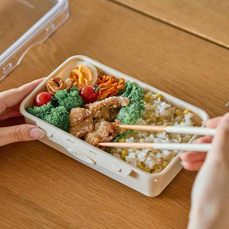 お弁当箱 レンジ対応 食洗器対応 800ml 冷蔵 冷凍 長方形 ボタン式