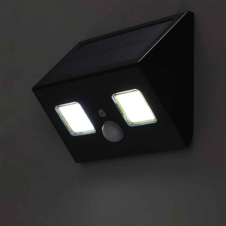 センサーライトウォールライト防水人感明暗防犯常夜灯屋外400ルーメン簡単取り付けソーラー+電池式LEDウォールライト400lmオーム電機 