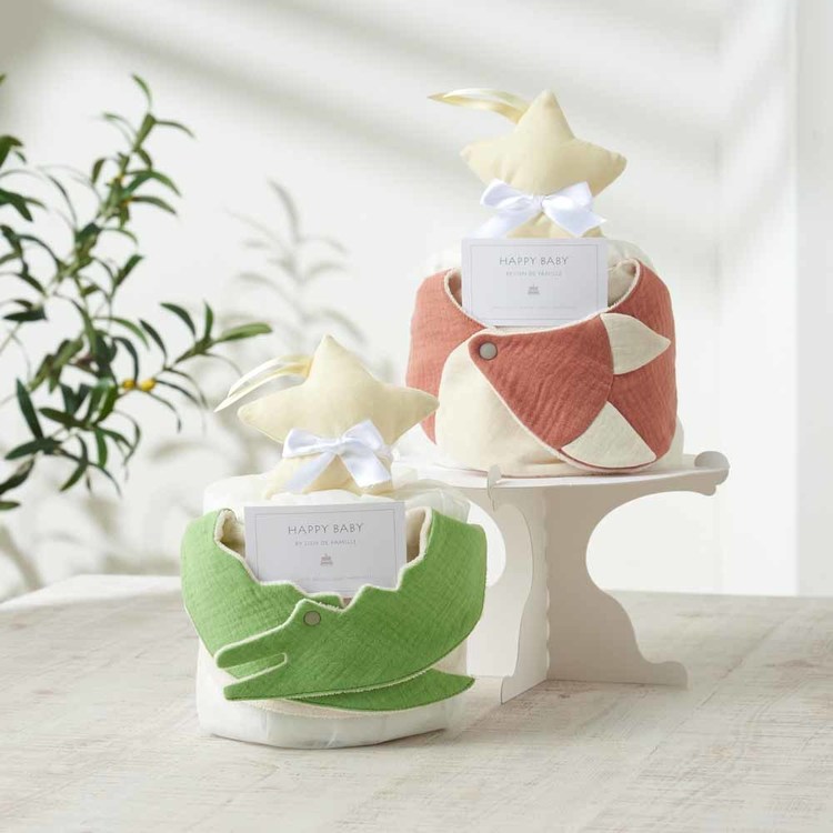 出産祝いおむつケーキおむつケーキ おしゃれおくるみおしゃれ布ベビーケーキHugyouベビーケーキLiendefamille 