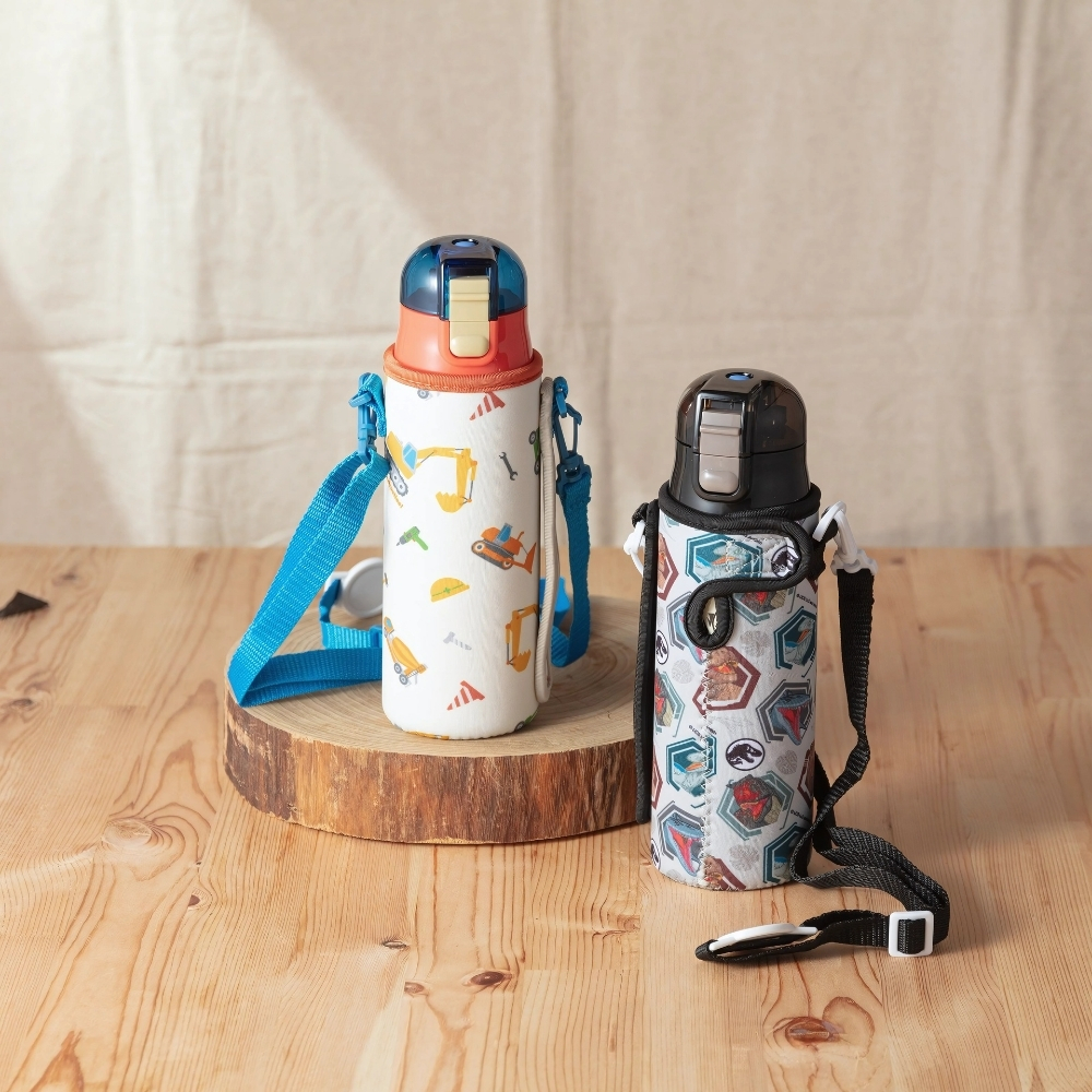 スケーター 当店限定柄新登場 水筒 キッズ カバー 付き 直飲み KSDC4