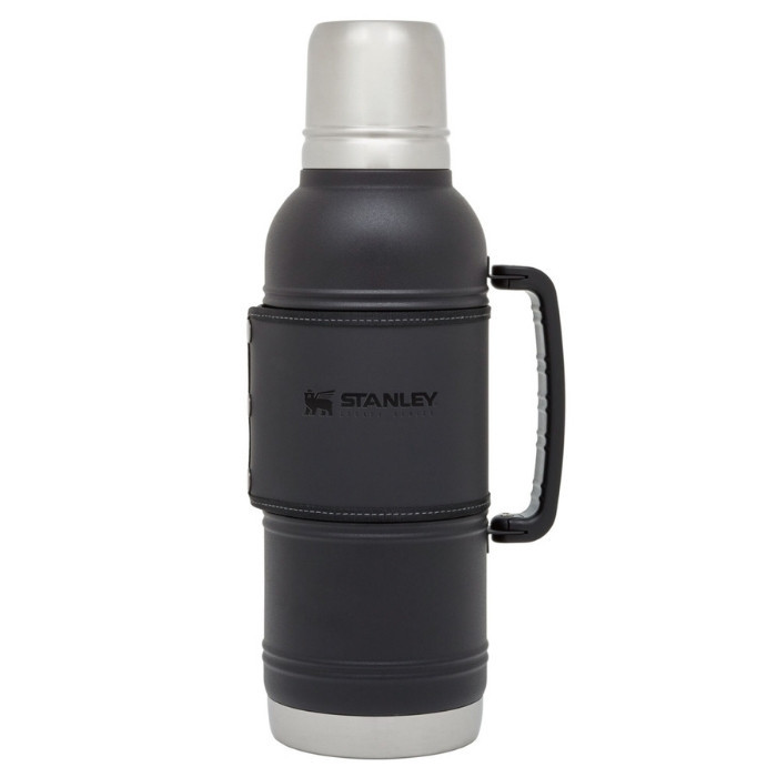 STANLEY （スタンレー）保温・保冷水筒1.9L マットブラック STANLEY（スタンレー） レガシー真空ボトル 1.9L 水筒 保温 保冷