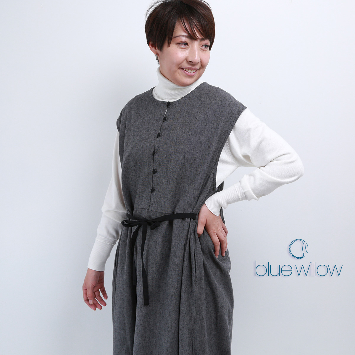 blue willow コットンリネン平織り無地起毛ボタン配色リボンワンピース
