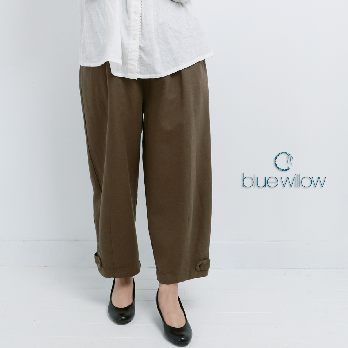 blue willow コットンリネンヘリンボーンタックパンツ レディース ブルーウィロー 01EFP14447 服 おしゃれ 40代 50代 60代 ブランド かわいい 春 秋 冬 大きい |  | 01