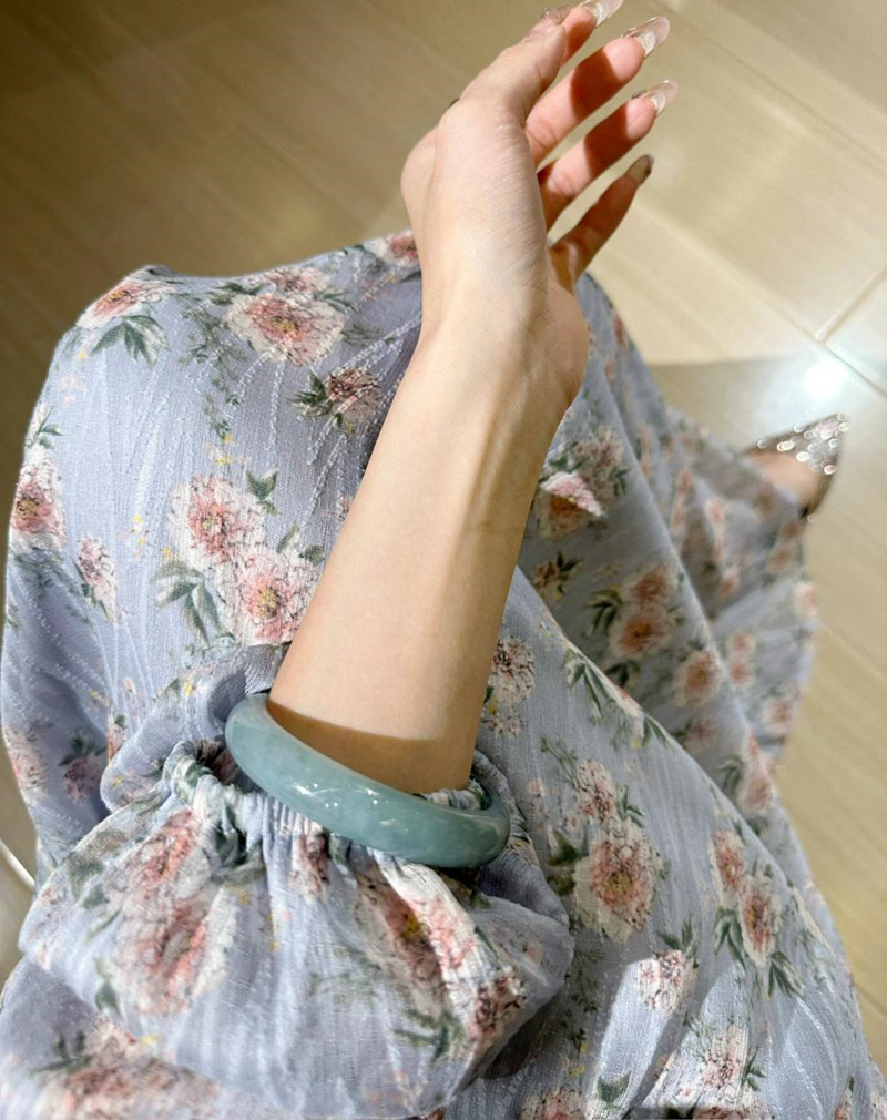 期間限定! DKNY フローラル シフォン Vネック ワンピース Vネックシフォン花柄ワンピース・全2色 | レディース