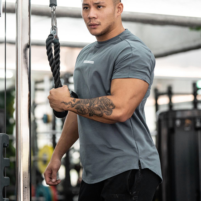 正規品　 コンプレッション　ジムTシャツ　新品未使用　日本Lサイズ Tシャツ ストレッチ 半袖 ジムウェア メンズ フィットネス