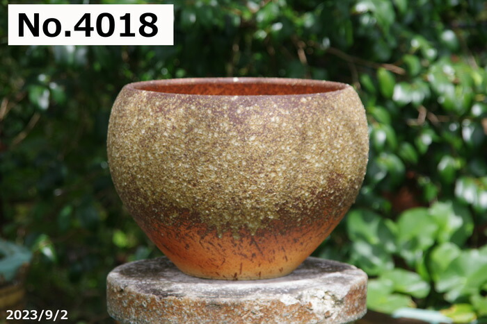 昭和レトロ　古民家・骨董。 陶器製茶色水鉢・ 睡蓮鉢6️⃣ 大。 昭和レトロ 古民家・骨董。 陶器製茶色水鉢・ 睡蓮鉢6️⃣ 大