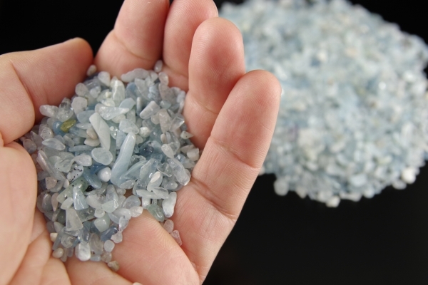  aquamarine ultimate small .. stone 100g