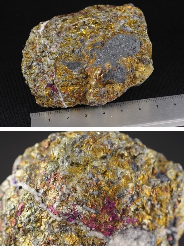 ボルナイト（斑銅鉱）結晶