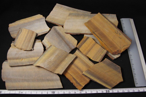 タイガーアイ原石板 (未研磨)500gセット