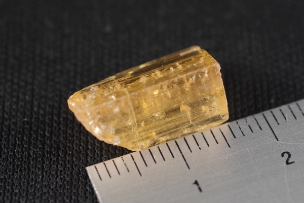  imperial topaz raw ore 