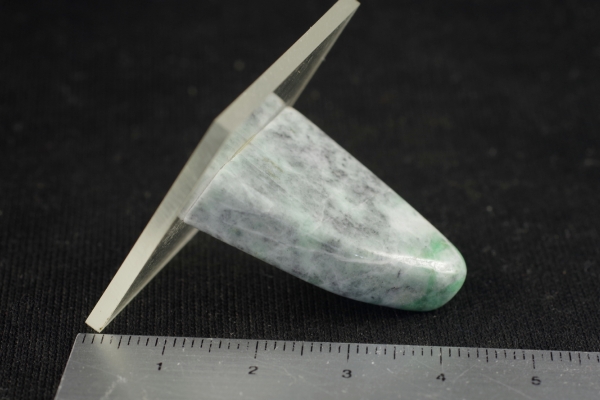 糸魚川翡翠原石 磨き