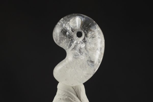 乙女鉱山産水晶勾玉