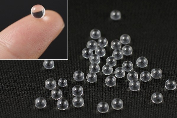 水晶丸玉　５.５mm