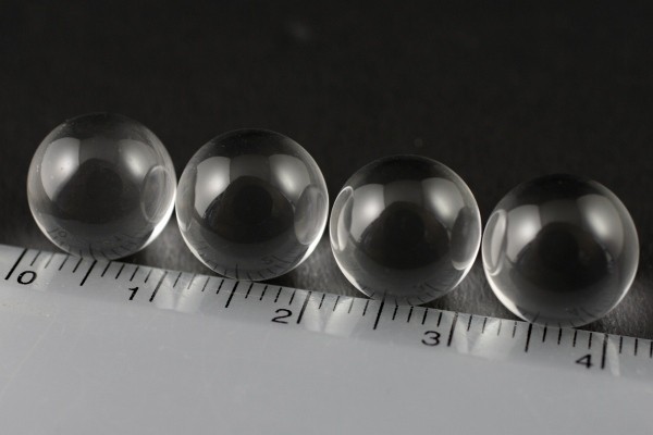 水晶丸玉　１０mm