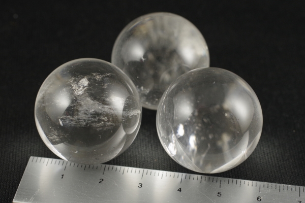 水晶丸玉　２７mm