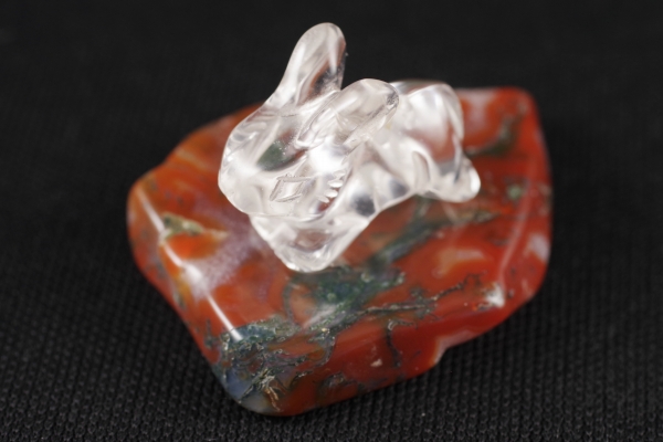 水晶彫刻 ウサギ×モスアゲート