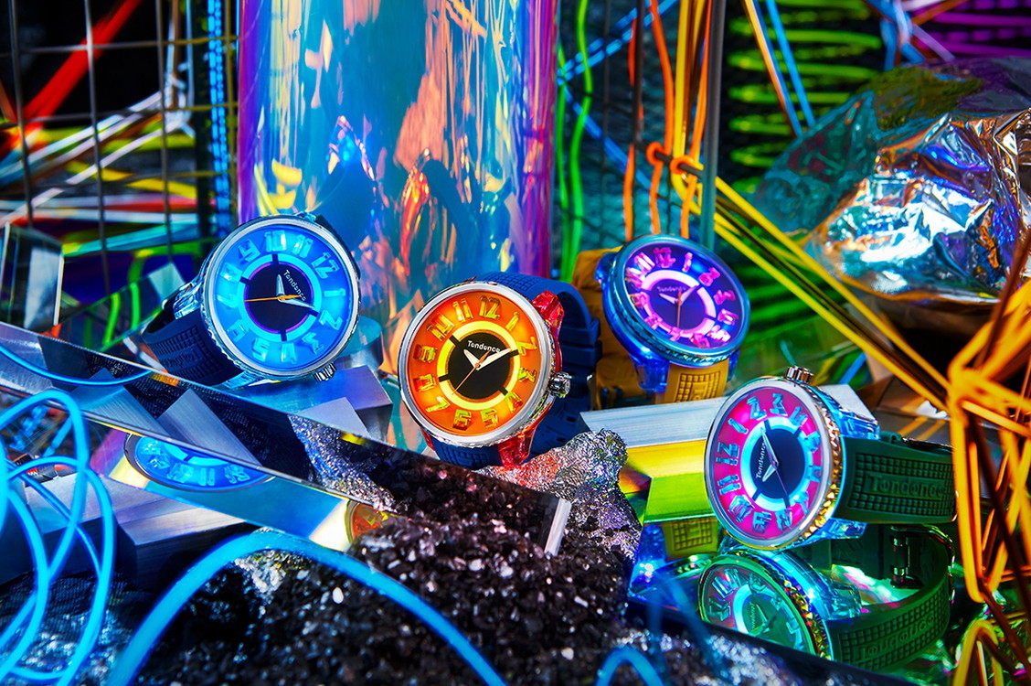 Tendence（テンデンス） 7色+レインボーバージョン フラッシュ 腕時計