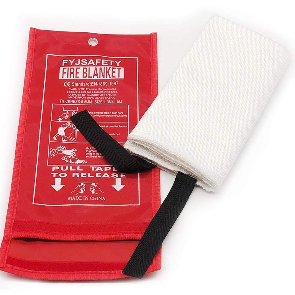 Emergency blanket. Огнеупорная сидушка. Fire Blanket. Flame retardant impregnated Gloves made in China.