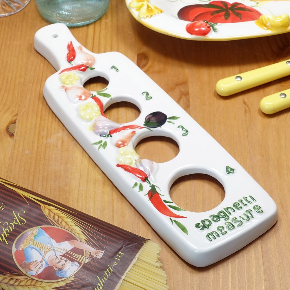 イタリア製 パスタスケール ハンドメイド 陶器製 ニンニク柄 唐辛子柄