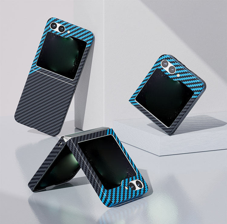 Galaxy Z Flip6 耐衝撃 ケース カバー カーボン調 折りたたみ型  プラスチック ハードケース ストラップ穴  Samsung サムスン ギャラクシー Z フリップ6｜it-donya｜02
