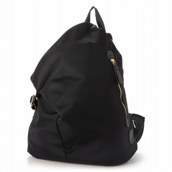 リュック 三角シルエット ナイロンリュック リュックサック