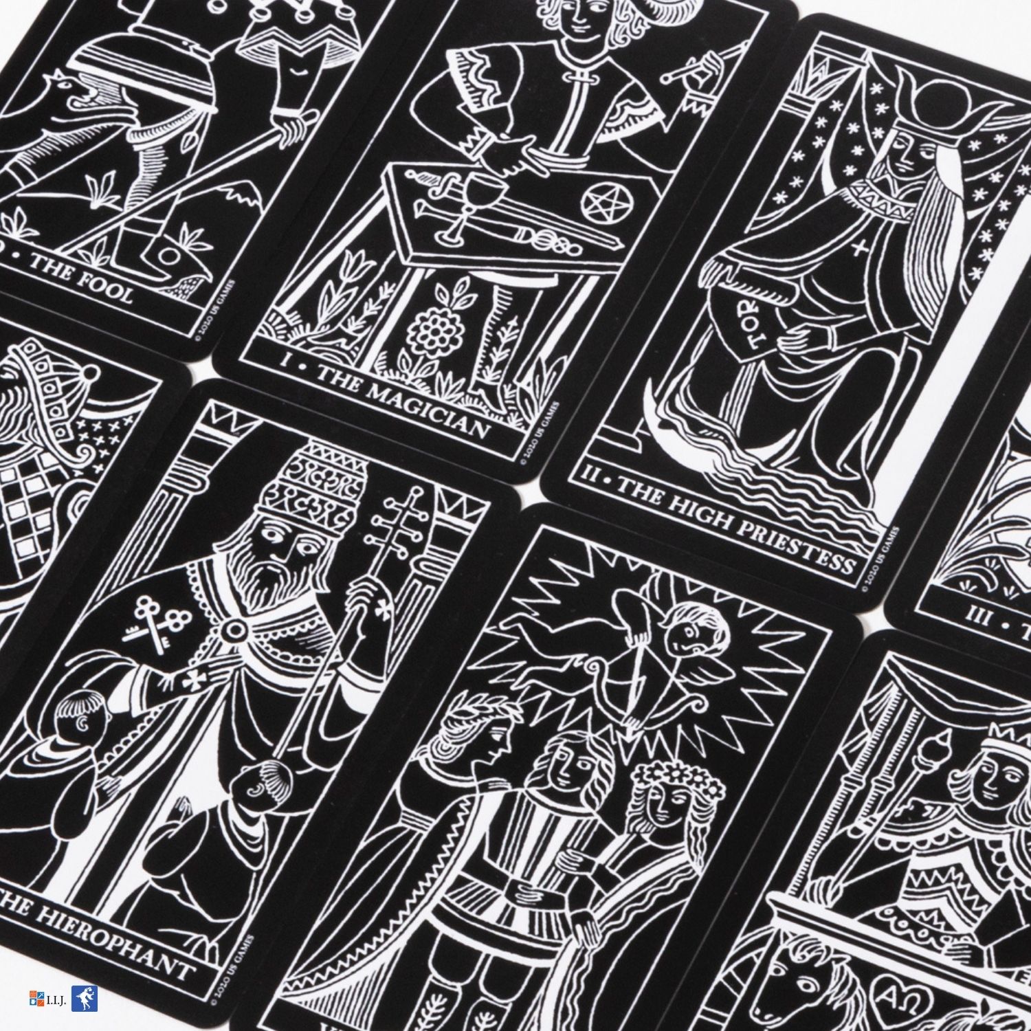 【正規品】シルエットタロットカード 3rdエディション月ver✨海外限定入手困難 インバージョン タロット（缶ケース） Inversion Tarot in a Tin