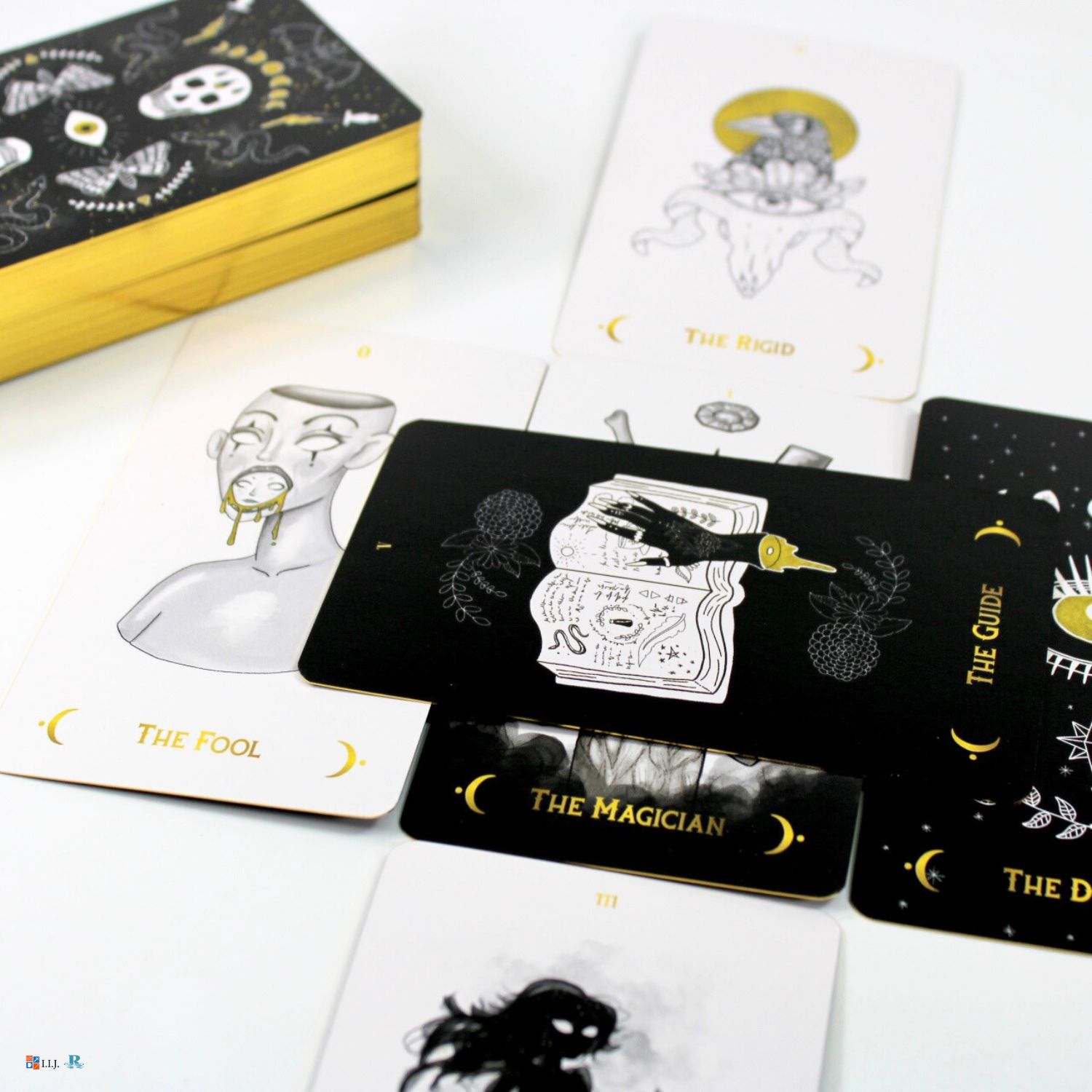 マカブル・タロット The Macabre Tarot ダーク ホラー ゴシック 78枚