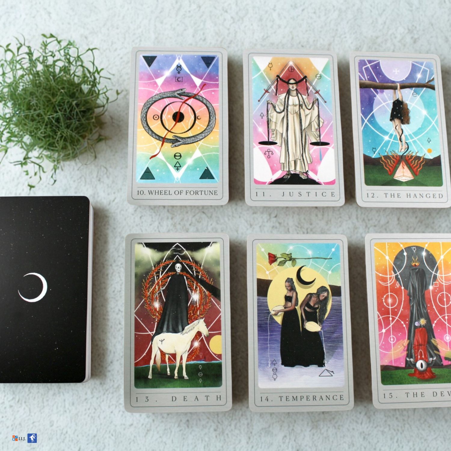 タロット・オブ・シークレッツ The Tarot of Secrets タロットカード