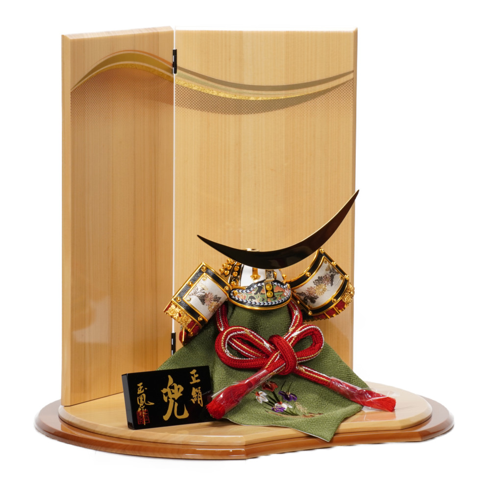 【五月人形】9号 彫金 三日月 伊達政宗 兜飾り | 上原玉鳳作_2