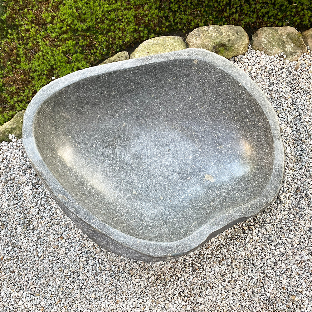 つくばい 手水鉢 水鉢 睡蓮鉢 石 大型 蹲 スイレン鉢 ハス鉢 水盤 坪庭
