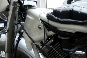 バイクへのアンテナ・無線機の取り付け例【リニューアル】 - い