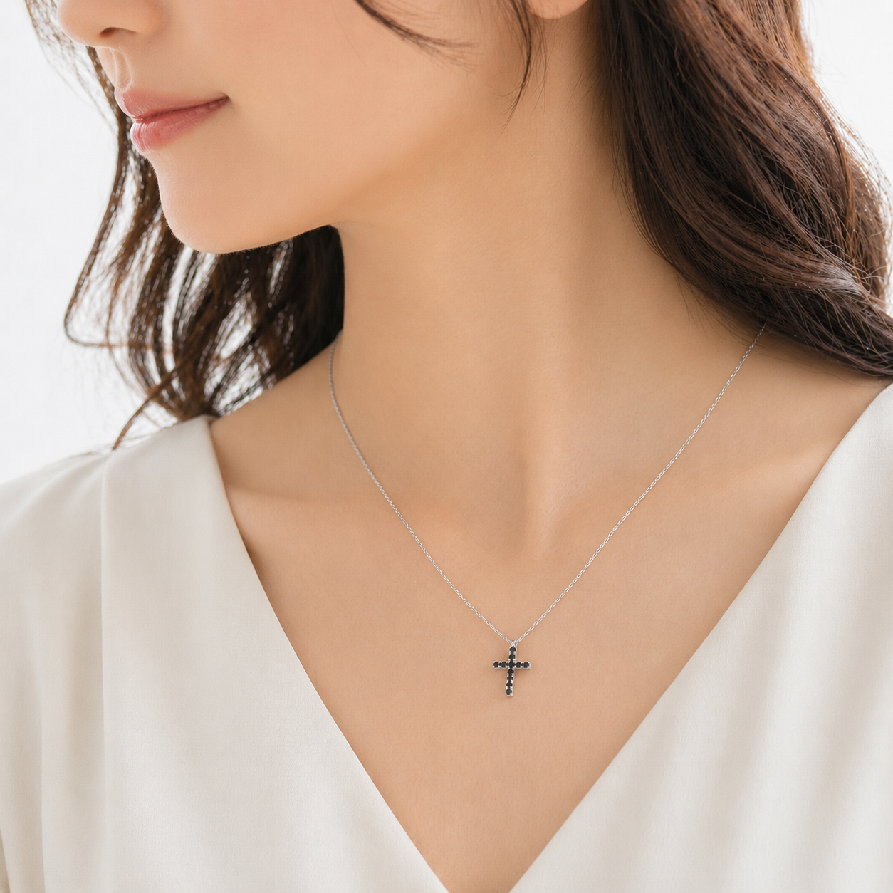 ネックレス プラチナ ダイヤモンド クロス リバーシブル 2way pt900 ブラックダイヤ ギフト 記念日 レディース シンプル 普段用 ギフト 人気 プレゼントの画像