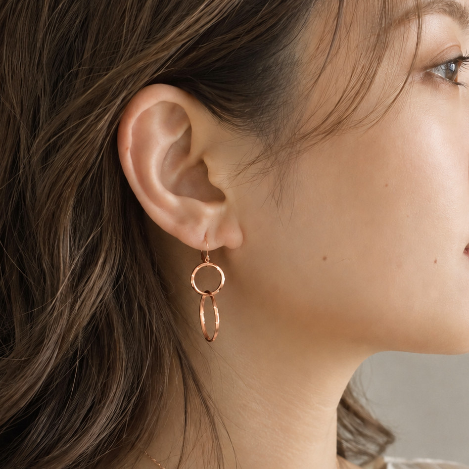 18金 ピアス 18k レディース ジュエリー 丸 輪 揺れる ゆれる ロング 大きめ 大ぶり ピンクゴールド k18 フープ 金属アレルギー対応の画像