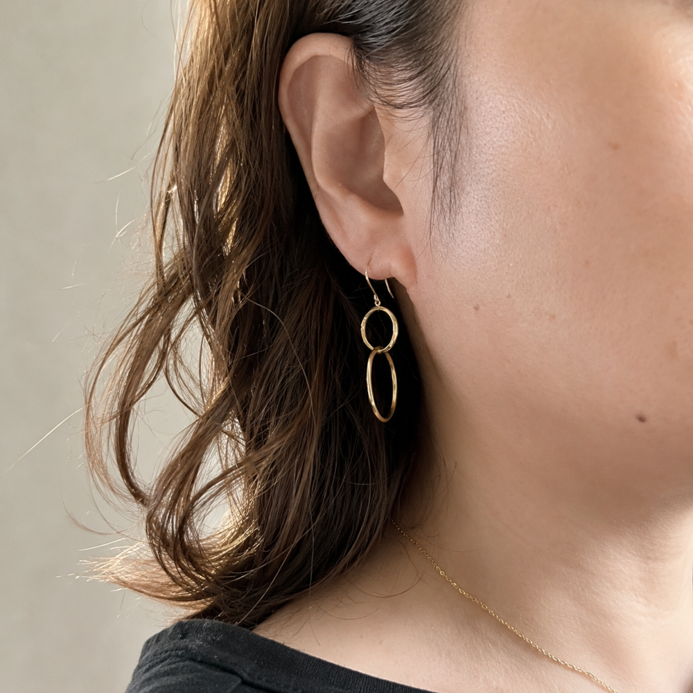 18金 ピアス 18k レディース ジュエリー 丸 輪 揺れる ゆれる ロング 大きめ 大ぶり ピンクゴールド k18 フープ 金属アレルギー対応の画像