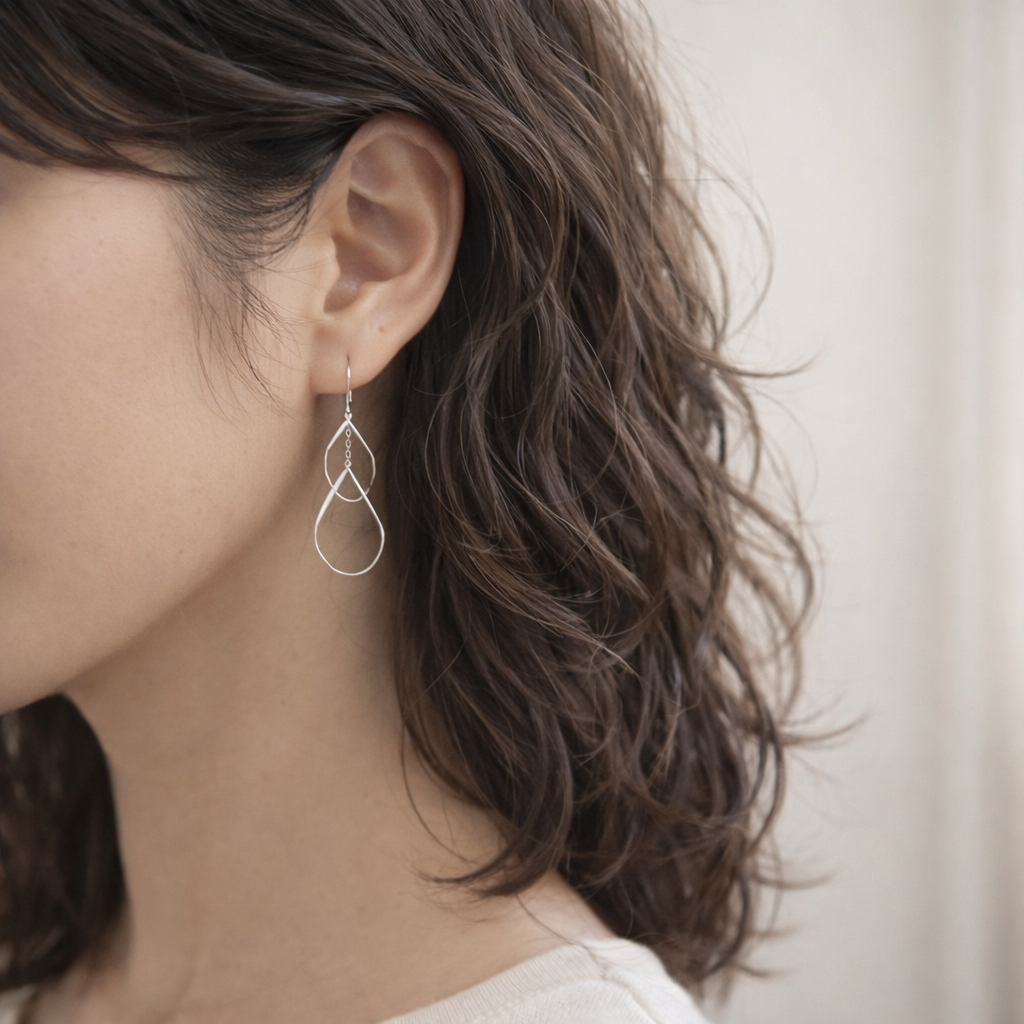 ピアス プラチナ フープ ロング ピアス フック pt900 輪 揺れる