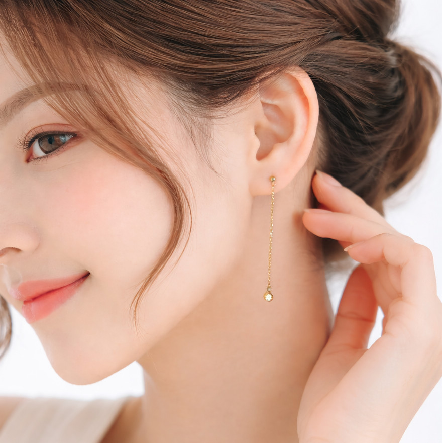 K18 イエローゴールド ダイヤモンド ピアス 揺れる チェーン 0.12ct 