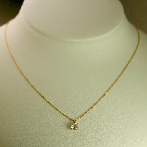 ダイヤモンド ネックレス 一粒 本物 ゴールド 0.4カラット 鑑定書付 0.44ct Dカラー SI2クラス 3EXカット GIA 通販 :  20825-4kp : Jジュエリー - 通販 - Yahoo!ショッピング